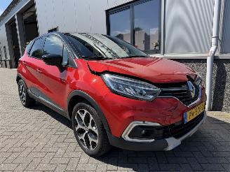krockskadad bil auto Renault Captur 0.9 TCe INTENS 2017/9