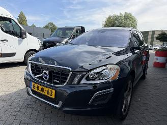 Volvo Xc-60 2.0 D4 Summum R-Design picture 4