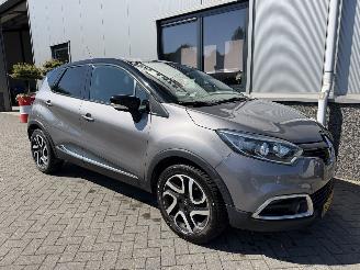 Vaurioauto  passenger cars Renault Captur 1.2 TCe Dynamique 2013/5