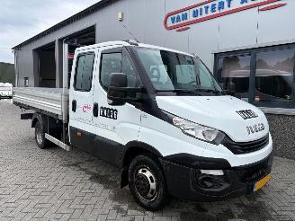 krockskadad bil bedrijf Iveco Daily 35C12D 2.3 375 DC Pick-up Kipper V-278-JK. 2017/9