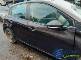 Peugeot 208 208 I (CA/CC/CK/CL), Hatchback, 2012 / 2019 1.0 Vti 12V PureTech picture 11