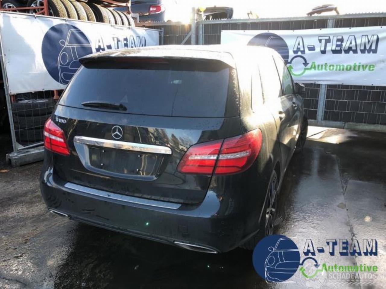 Mercedes B-klasse B (W246), Hatchback, 2011 / 2018 1.6 B-180 BlueEFFICIENCY Turbo 16V