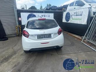 Autoverwertung Peugeot 208 208 I (CA/CC/CK/CL), Hatchback, 2012 / 2019 1.2 12V e-THP PureTech 110 2017/3