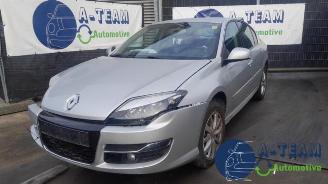 Vrakbiler auto Renault Laguna Laguna III (BT), Hatchback 5-drs, 2007 / 2015 2.0 16V Hi-Flex 2011/8