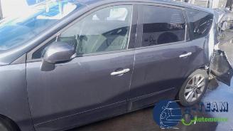 Renault Grand-scenic Grand Scenic III (JZ), MPV, 2009 / 2016 2.0 16V CVT picture 7