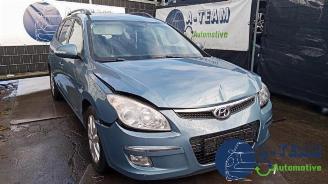 Coche siniestrado Hyundai I-30 i30 Crosswagon (WWH), Combi, 2007 / 2012 1.6 CVVT 16V 2009/2