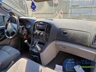 Hyundai H-300 H-300, Van, 2008 2.5 CRDi picture 25