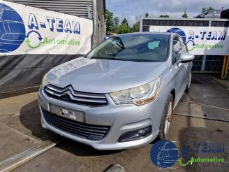 Coche siniestrado Citroën C4 C4 Berline (NC), Hatchback 5-drs, 2009 1.6 16V VTi 2010/11