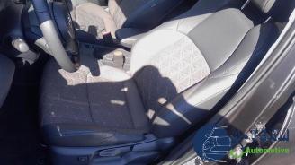 Toyota Yaris Cross Yaris Cross (PB1/PJ1), SUV, 2020 1.5 12V Hybrid 115 picture 21