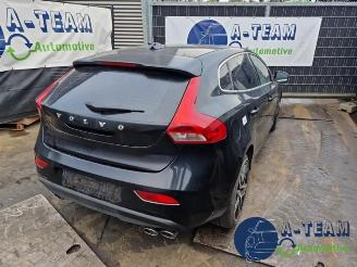 Vrakbiler auto Volvo V-40 V40 (MV), Hatchback 5-drs, 2012 / 2019 1.6 D2 2013/10