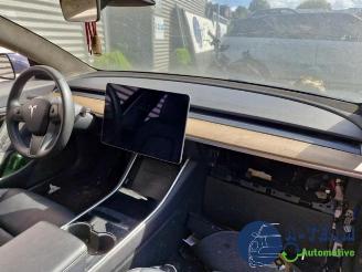 Tesla Model 3 Model 3, Sedan, 2017 Long Range 72kWh picture 16