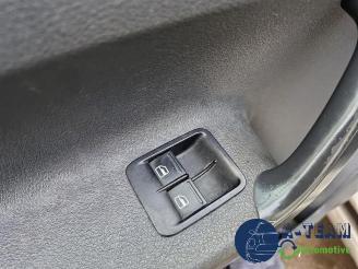 Volkswagen Caddy Caddy III (2KA,2KH,2CA,2CH), Van, 2004 / 2015 1.6 TDI 16V picture 32