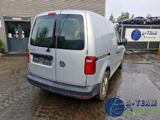 Auto da rottamare Volkswagen Caddy Caddy IV, Van, 2015 2.0 TDI 75 2020/7