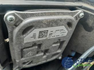 Peugeot 308 308 SW (L4/L9/LC/LJ/LR), Combi 5-drs, 2014 / 2021 1.2 12V e-THP PureTech 130 picture 31