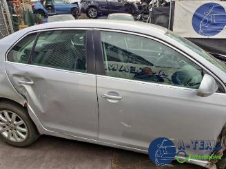 Volkswagen Jetta Jetta III (1K2), Sedan, 2005 / 2010 1.4 TSI 160 16V picture 9