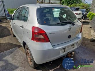 Toyota Yaris Yaris II (P9), Hatchback, 2005 / 2014 1.3 16V VVT-i picture 15