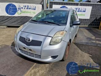 Uttjänta bilar auto Toyota Yaris Yaris II (P9), Hatchback, 2005 / 2014 1.3 16V VVT-i 2008/6