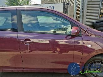 Peugeot 108 108, Hatchback, 2014 1.0 12V VVT-i picture 10