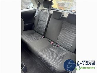 Toyota Yaris Yaris III (P13), Hatchback, 2010 / 2020 1.0 12V VVT-i picture 18