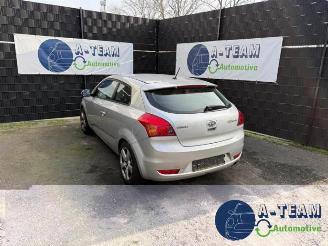 Salvage car Kia Pro cee d Pro cee'd (EDB3), Hatchback 3-drs, 2008 / 2012 1.4 CVVT 16V 2010/1