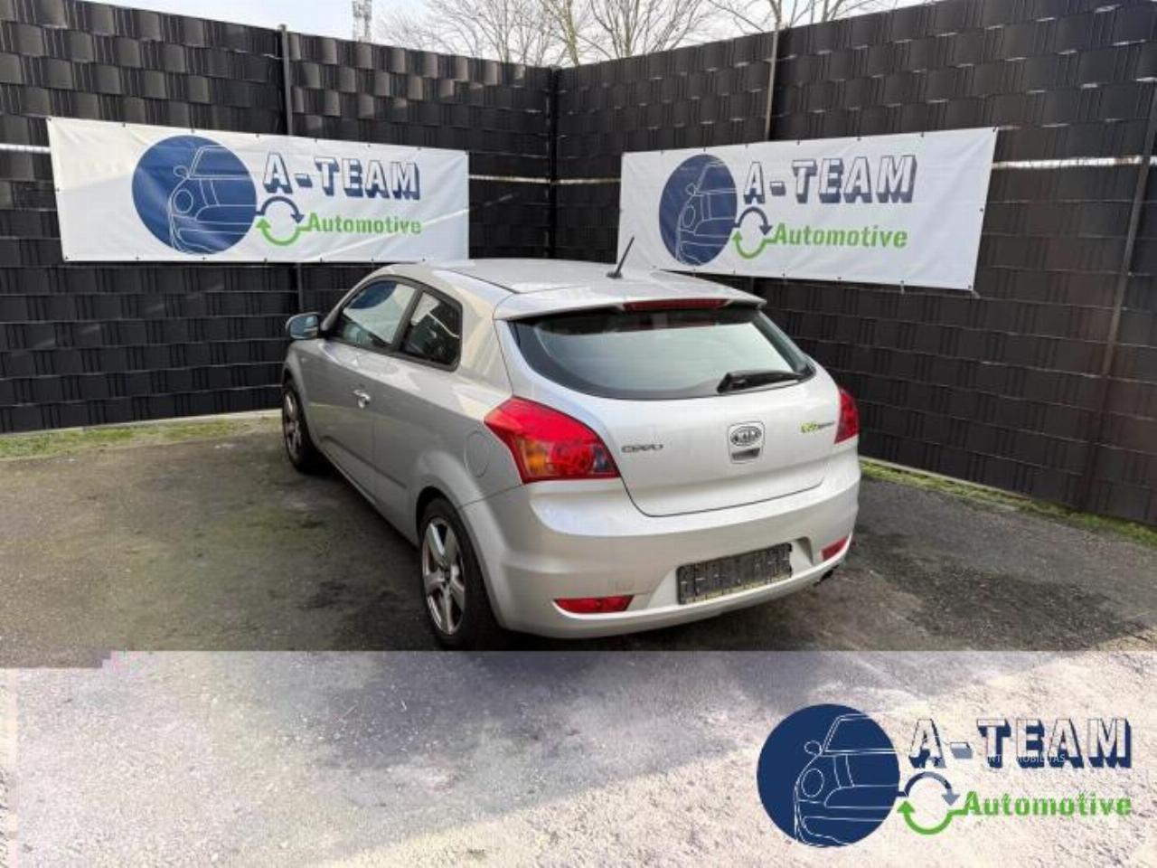 Kia Pro cee d Pro cee'd (EDB3), Hatchback 3-drs, 2008 / 2012 1.4 CVVT 16V