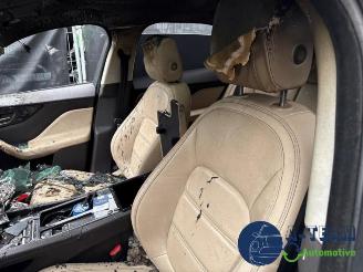 Jaguar F-Pace F-Pace, SUV, 2015 / 2025 2.0 D 180 16V AWD picture 14