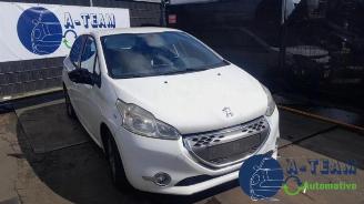 Vrakbiler auto Peugeot 208 208 I (CA/CC/CK/CL), Hatchback, 2012 / 2019 1.4 HDi 2012/7