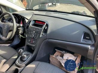 Opel Astra Astra J (PC6/PD6/PE6/PF6), Hatchback 5-drs, 2009 / 2015 1.4 16V ecoFLEX picture 14