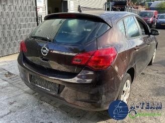 Opel Astra Astra J (PC6/PD6/PE6/PF6), Hatchback 5-drs, 2009 / 2015 1.4 16V ecoFLEX picture 11