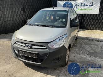 Vrakbiler auto Hyundai I-10 i10 (F5), Hatchback, 2007 / 2013 1.0i 12V 2013/1