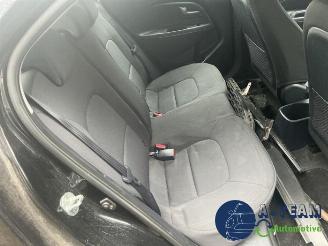 Kia Rio Rio III (UB), Hatchback, 2011 / 2017 1.2 CVVT 16V picture 15