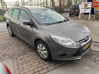 Ford Focus 1.6 TDCI no damage picture 2