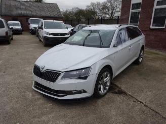 Purkuautot passenger cars Skoda Superb Superb Combi (3V5), Combi, 2015 1.6 TDI 2017/11