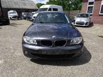 Sloopauto BMW 1-serie 1 serie (E87/87N), Hatchback 5-drs, 2003 / 2012 116i 1.6 16V 2004/6