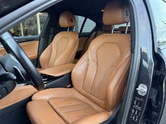 BMW 5-serie 540i xDrive High Executive picture 16