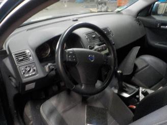 Volvo V-50 V50 (MW) 1.6 D 16V (D4164T) [81kW]  (01-2005/03-2012) picture 5