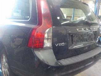 Volvo V-50 V50 (MW) 2.0 D 16V (D4204T) [100kW]  (04-2004/07-2010) picture 3