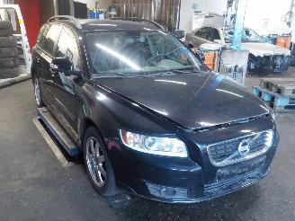 Volvo V-50 V50 (MW) 1.6 D 16V (D4164T) [81kW]  (01-2005/12-2011) picture 2