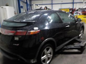 Honda Civic Civic (FK/FN) Hatchback 2.2 i-CTDi 16V (N22A2(Euro 4)) [103kW]  (09-20=
05/01-2012) picture 3