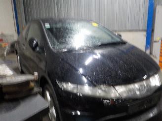 Honda Civic Civic (FK/FN) Hatchback 2.2 i-CTDi 16V (N22A2(Euro 4)) [103kW]  (09-20=
05/01-2012) picture 2