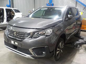 Sloopauto Peugeot 5008 5008 II (M4/MC/MJ/MR) MPV 1.2 12V e-THP PureTech 130 (EB2ADTS(HNS)) [9=
6kW]  (12-2016/12-2024) 2019