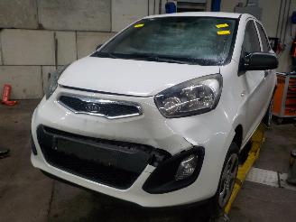 Autoverwertung Kia Picanto Picanto (TA) Hatchback 1.0 12V (G3LA) [51kW]  (05-2011/06-2017) 2012