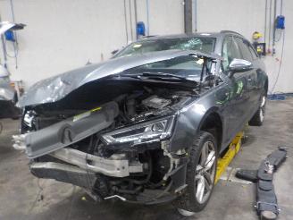 Uttjänta bilar auto Audi A4 A4 Avant (B9) Combi 2.0 TDI Ultra 16V (DEUC) [90kW]  (04-2016/09-2018)= 2017