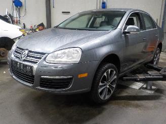 Coche siniestrado Volkswagen Jetta Jetta IV (162/16A) Sedan 1.4 TSI 150 16V (CZDA) [110kW]  (08-2014/...)= 2005
