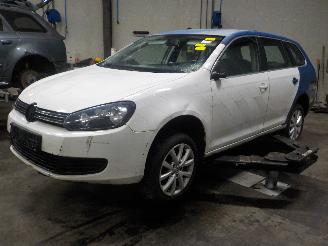 Salvage car Volkswagen Golf Golf VI Variant (AJ5/1KA) Combi 2.0 GTD 16V (CFHC(Euro 5)) [103kW]  (0=
7-2009/07-2013) 2010