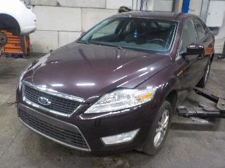 Coche siniestrado Ford Mondeo Mondeo IV Hatchback 1.8 TDCi 125 16V (QYBA) [92kW]  (06-2007/11-2010) 2009