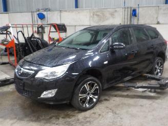 Auto da rottamare Opel Astra Astra J Sports Tourer Combi 1.6 Turbo 16V (A16LET) [132kW]  (10-2010/0=
4-2016) 2011/7