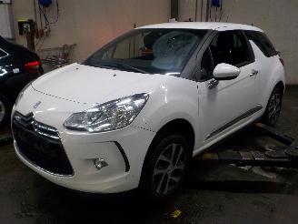 Autoverwertung Citroën DS3 DS3 (SA) Hatchback 1.6 e-HDi (DV6DTED(9HP)) [68kW]  (11-2009/07-2015) 2012