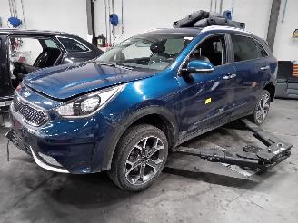 Vrakbiler auto Kia Niro Niro I (DE) SUV 1.6 GDI Hybrid (G4LE) [104kW]  (09-2016/08-2022) 2019/3