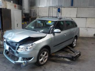 Vrakbiler auto Skoda Fabia Fabia II Combi Combi 5-drs 1.2 TDI 12V Greenline (CFWA) [55kW]  (05-20=
10/12-2014) 2011/2